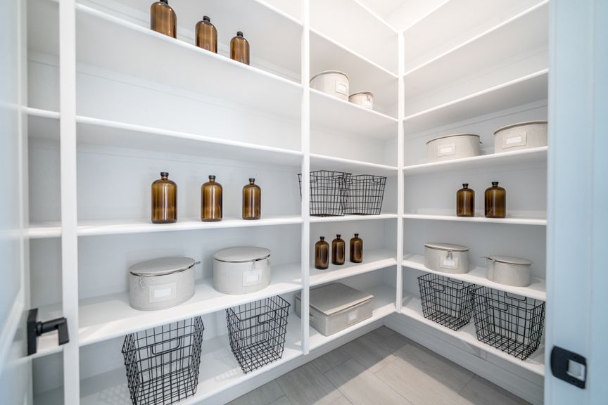 Allen Ranches Expedition Hampton_Pantry