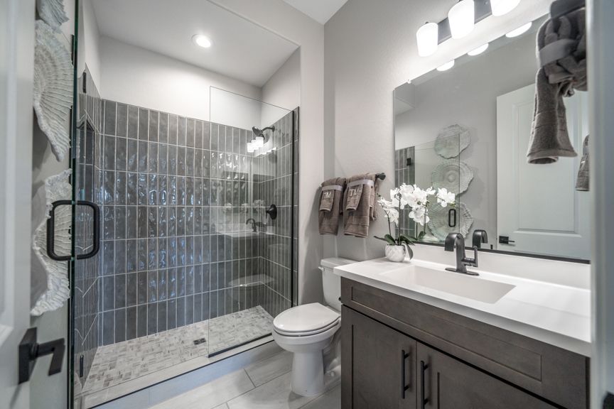 Allen Ranches Expedition Hampton_Secondary Bath