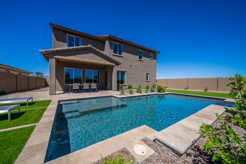 Allen Ranches Expedition HamptonBackyard  2