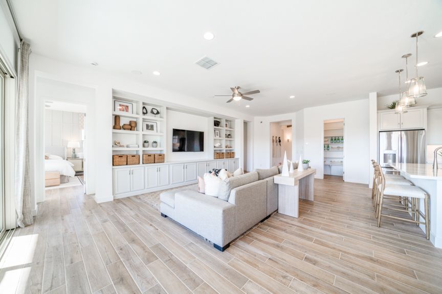 CantaMia HillaryGreat Room  3