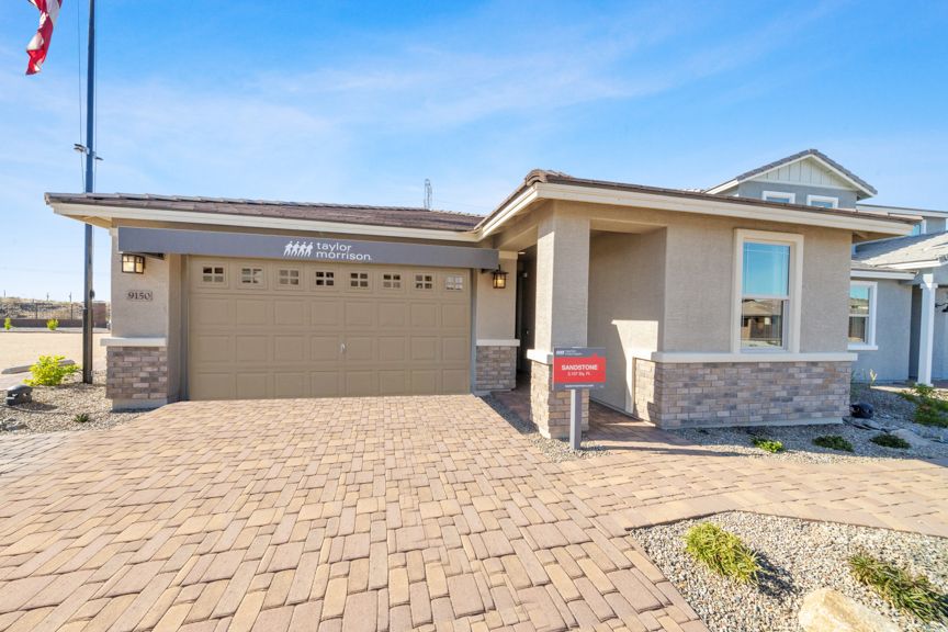 Lucero Sandstone_Front Elevation