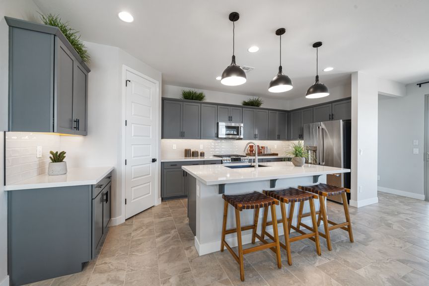 Lucero SandstoneKitchen  1