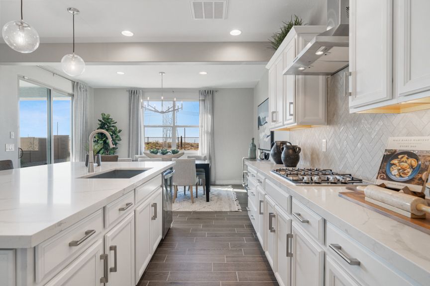 Lucero Discovery SiennaKitchen  2