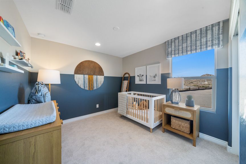 Lucero Discovery Sienna_Bed 2