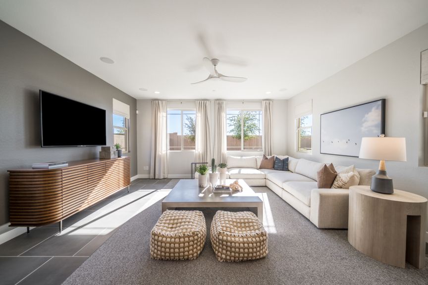 Hawes Encore RedwoodGreat Room  1