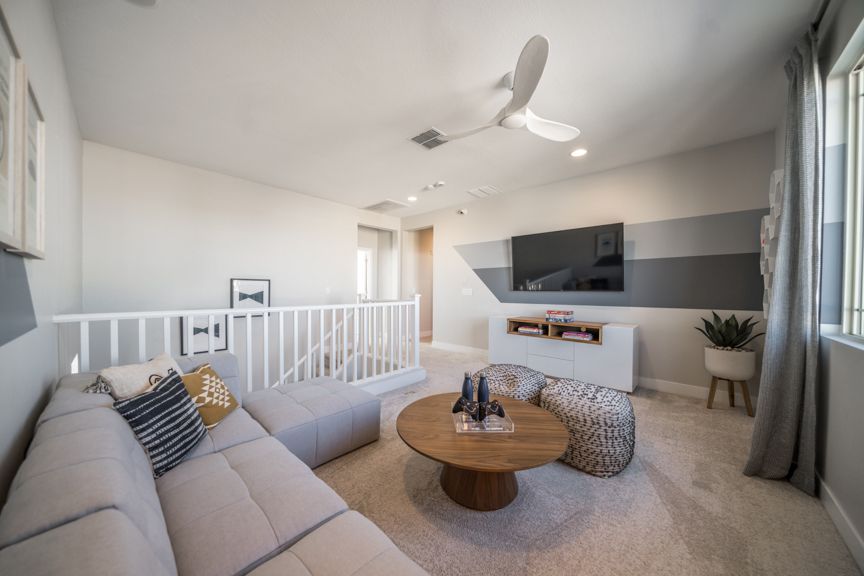 Hawes Encore RedwoodLoft  1