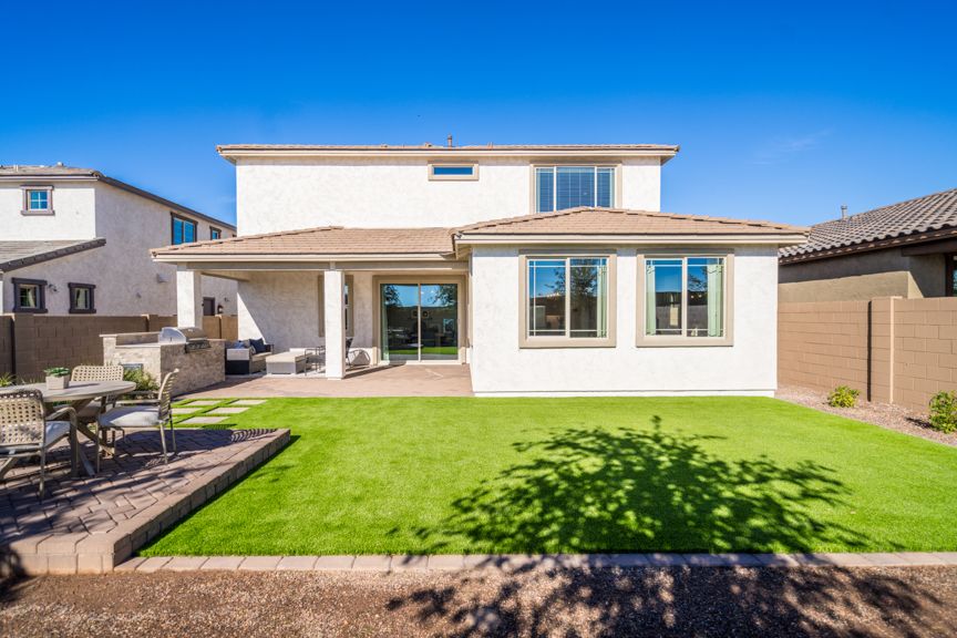 Hawes Encore RedwoodBackyard  2