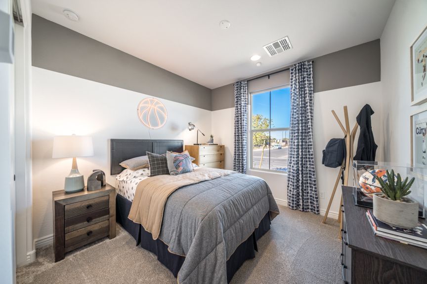 Hawes Encore Sapphire_Bedroom 2