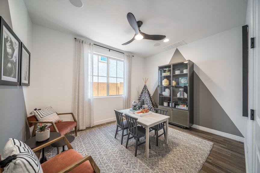 Hawes Encore Sapphire_Flex