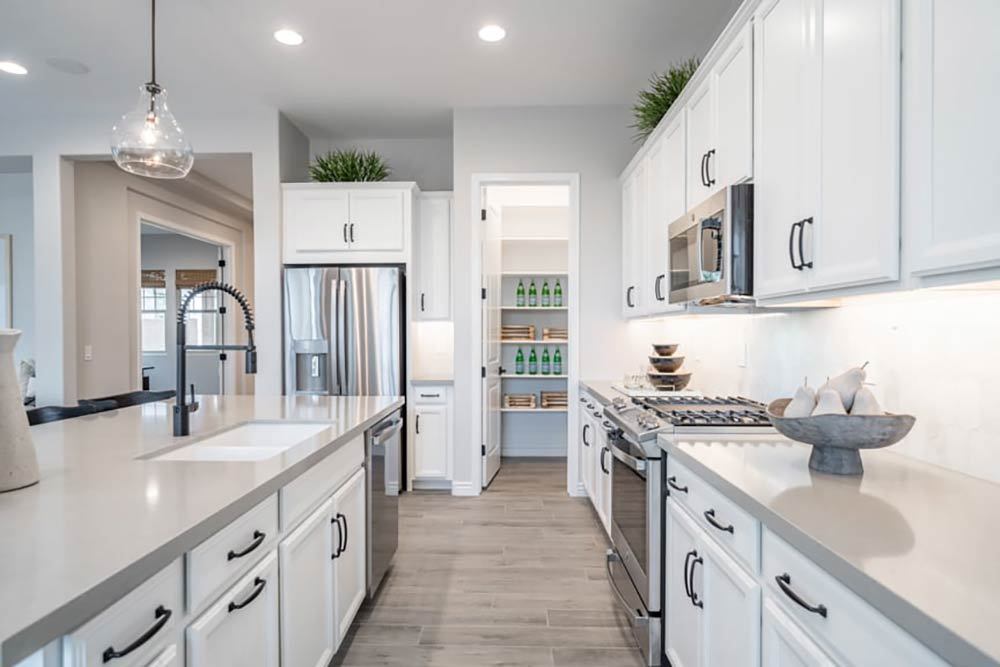 Hawes Landmark Windsor Kitchen