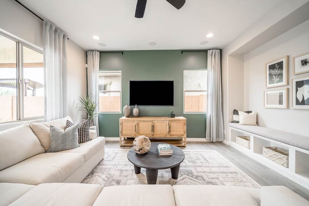 Hawes Landmark Windsor Great Room