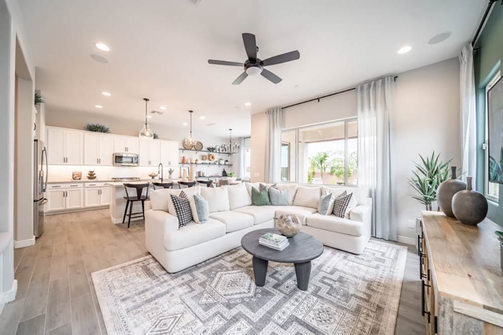 Hawes Landmark Windsor Great Room  3