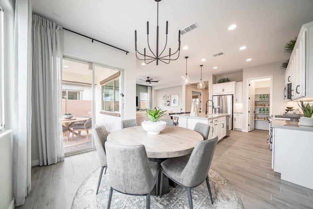 Hawes Landmark Windsor Dining