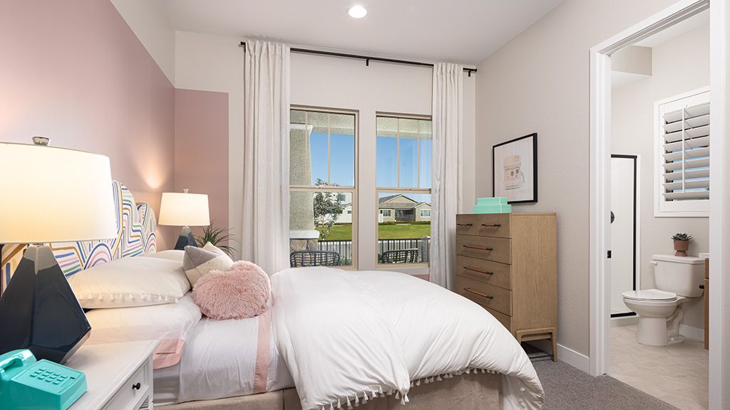 Ellsworth Cambridge_Bed2