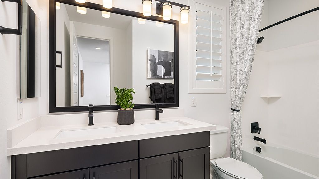 Legado Landmark Lewiston Bath 2