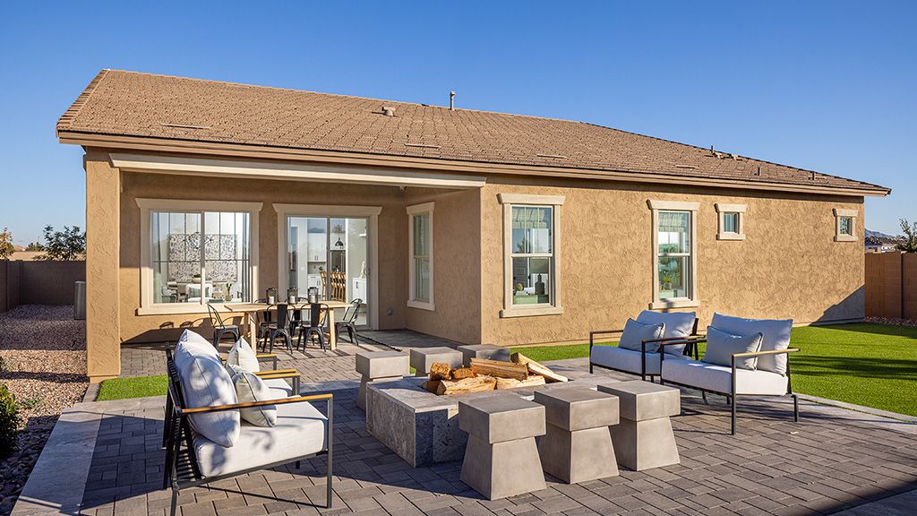 Legado Voyage Breckenridge Backyard