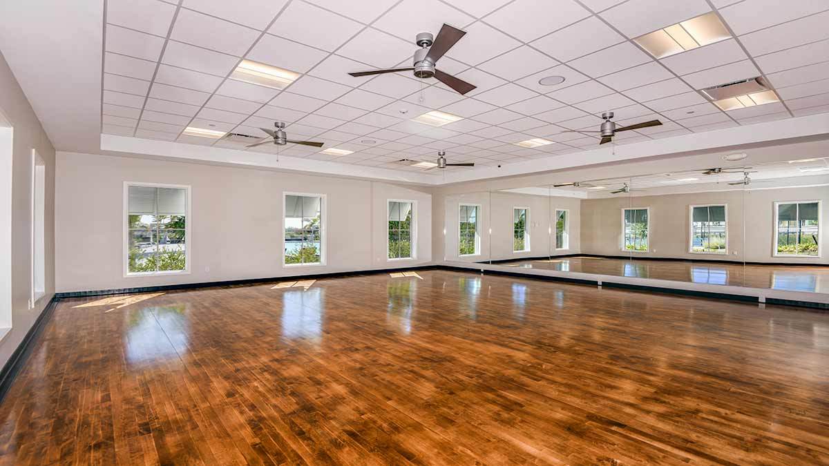 The Cove at West Port Amenity Center 1640-1200x675