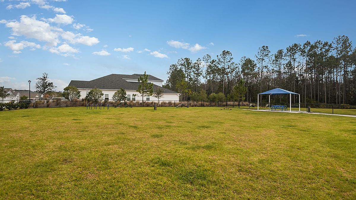 Silverleaf-Amenities-Center1513-1200X675