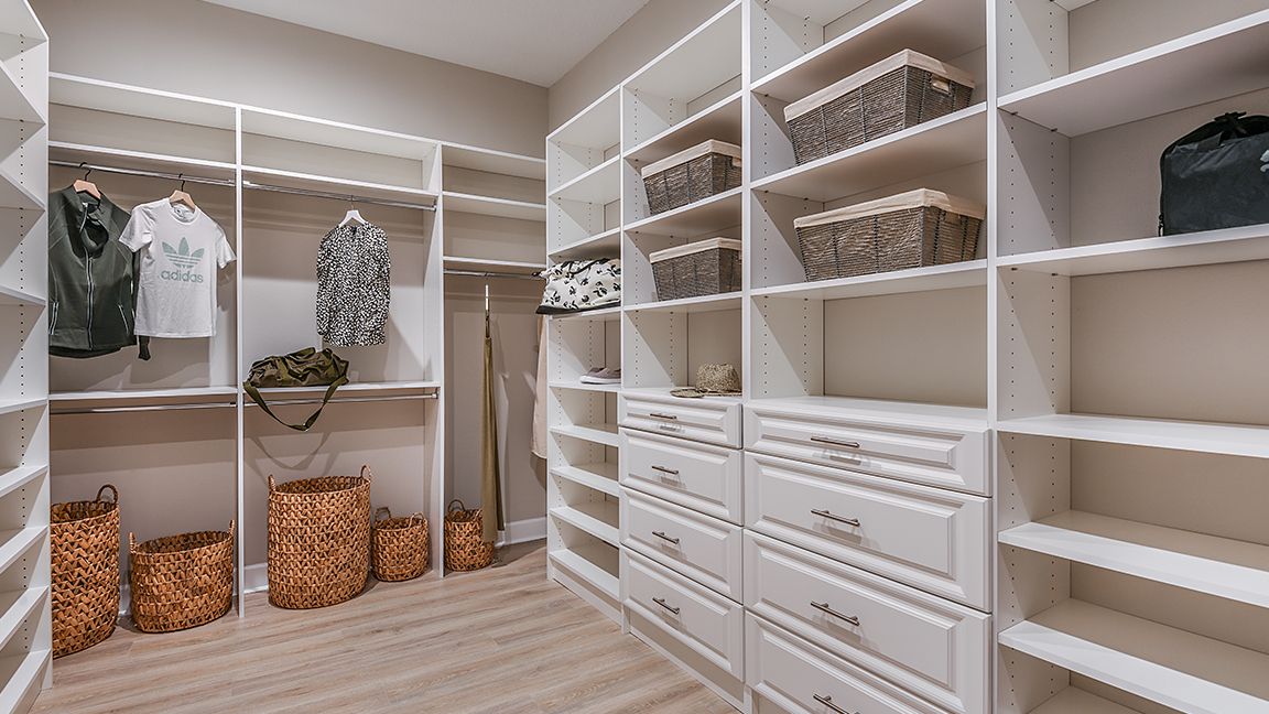 Esp at Azario LWR Pallazio 7092-16x9