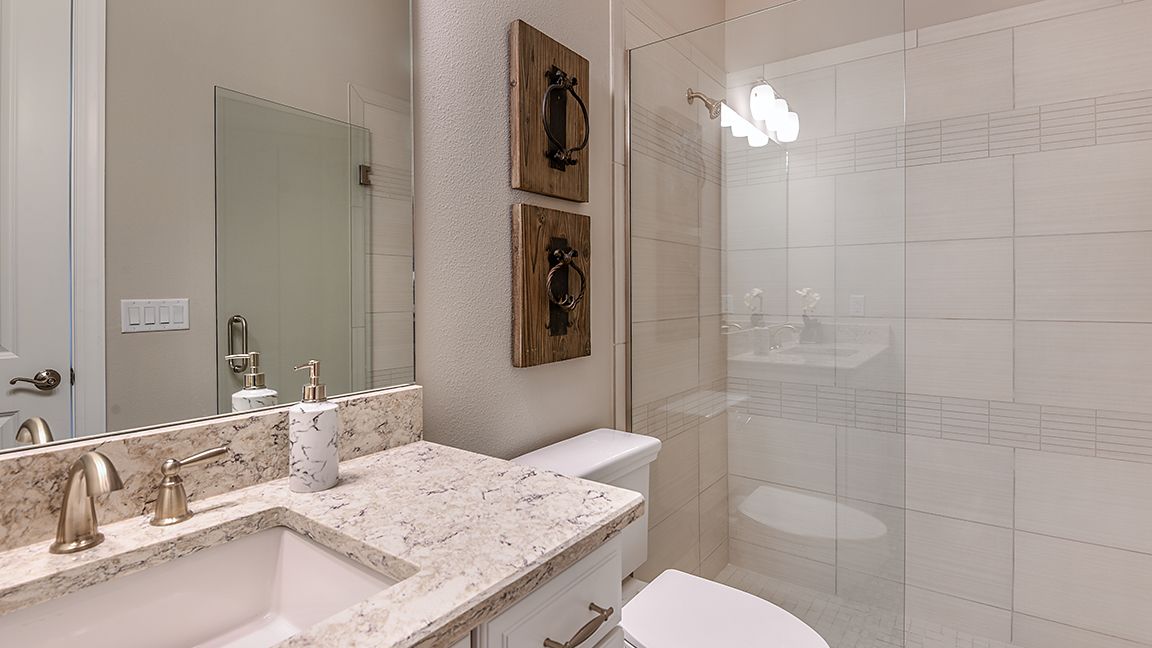 Esp at Azario LWR Pallazio 7101-16x9