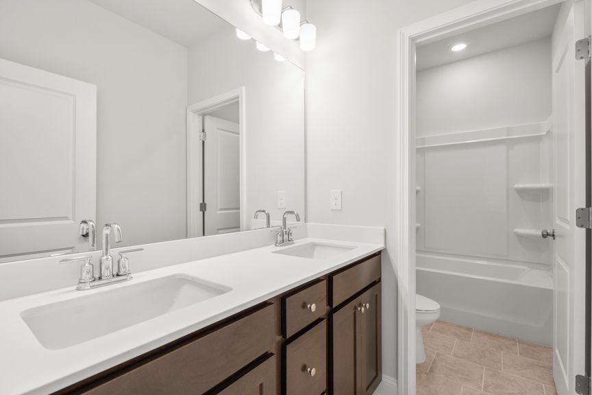 TMStratford125Web-50