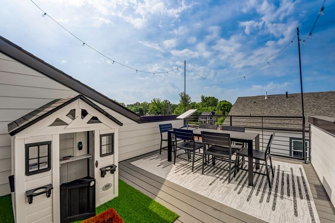 407 Jetton St-032
