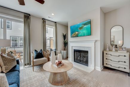 411 Jetton St-009