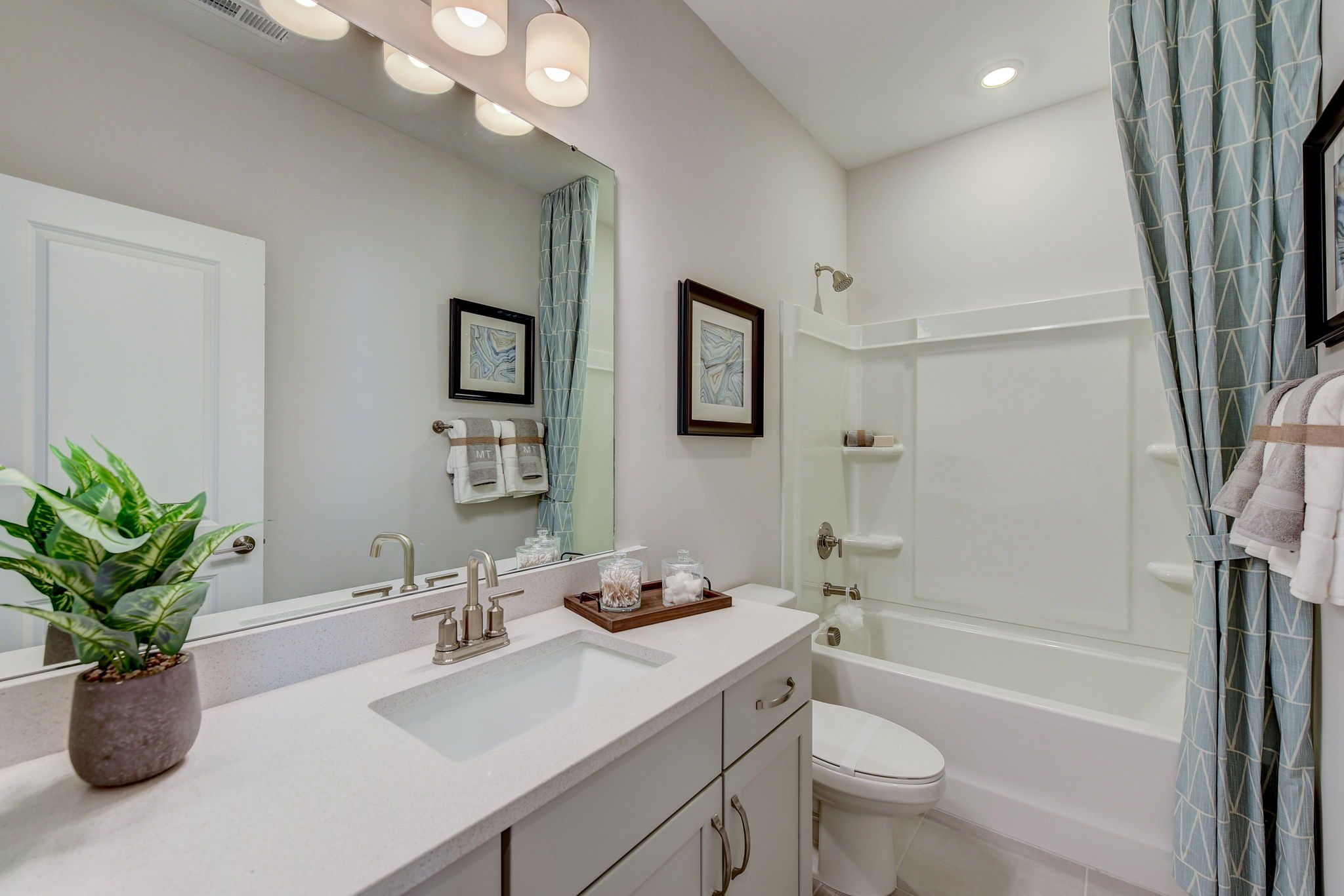 411 Jetton St-023
