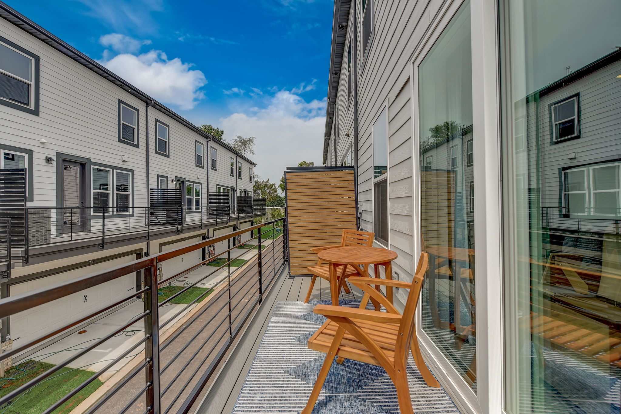 411 Jetton St-029