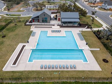 Amenity Center