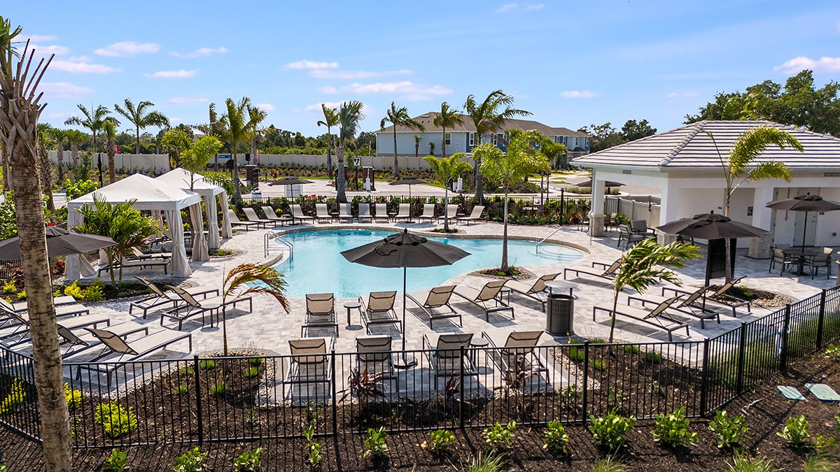 Vinterra-Townhome-Amenity-0042-Pool
