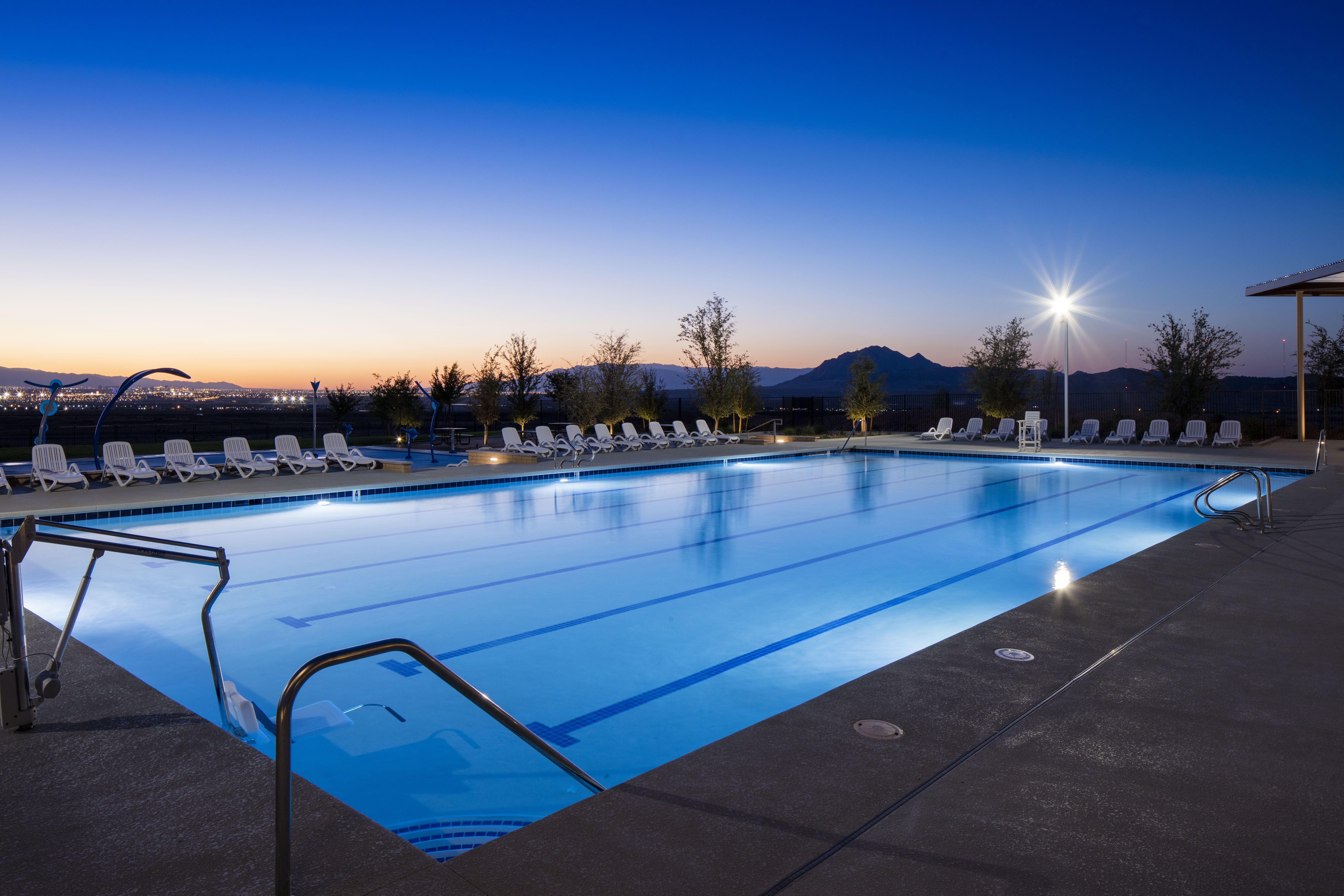 Landwell_Cadence_Pool_071416_519