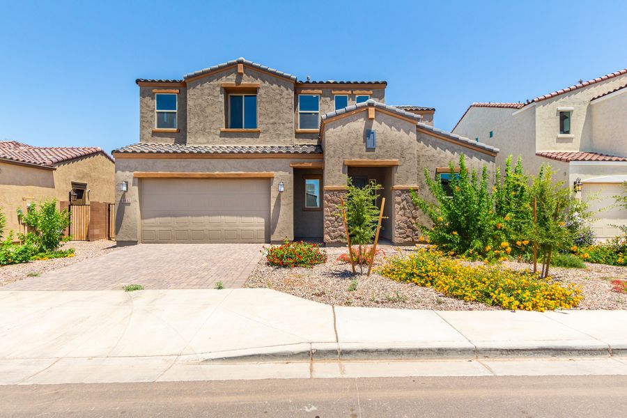 3842 E Fiesta Flower Lane. San Tan Valley, AZ 85140