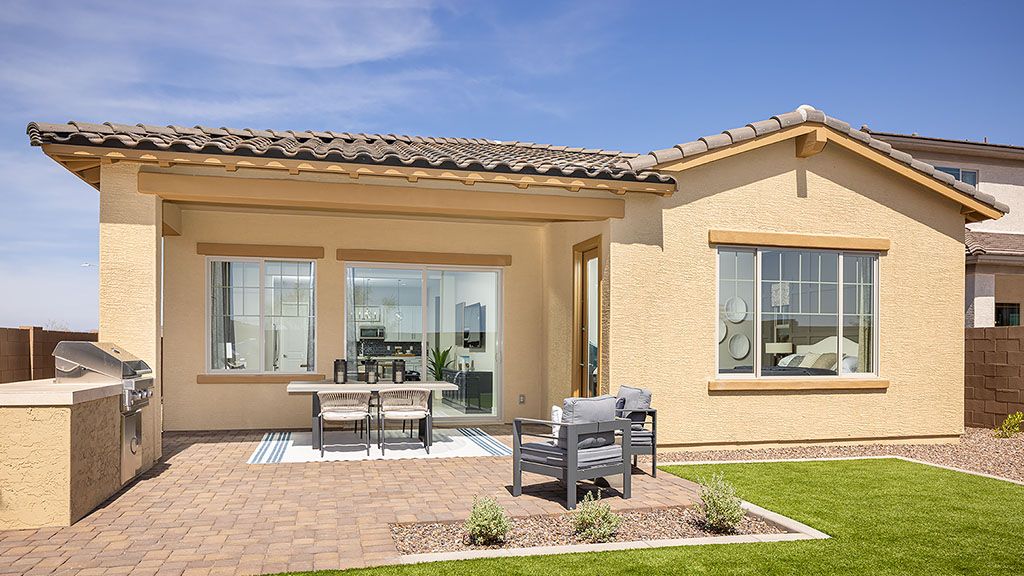 Aloravita Iris Rear Daylight 1024x576