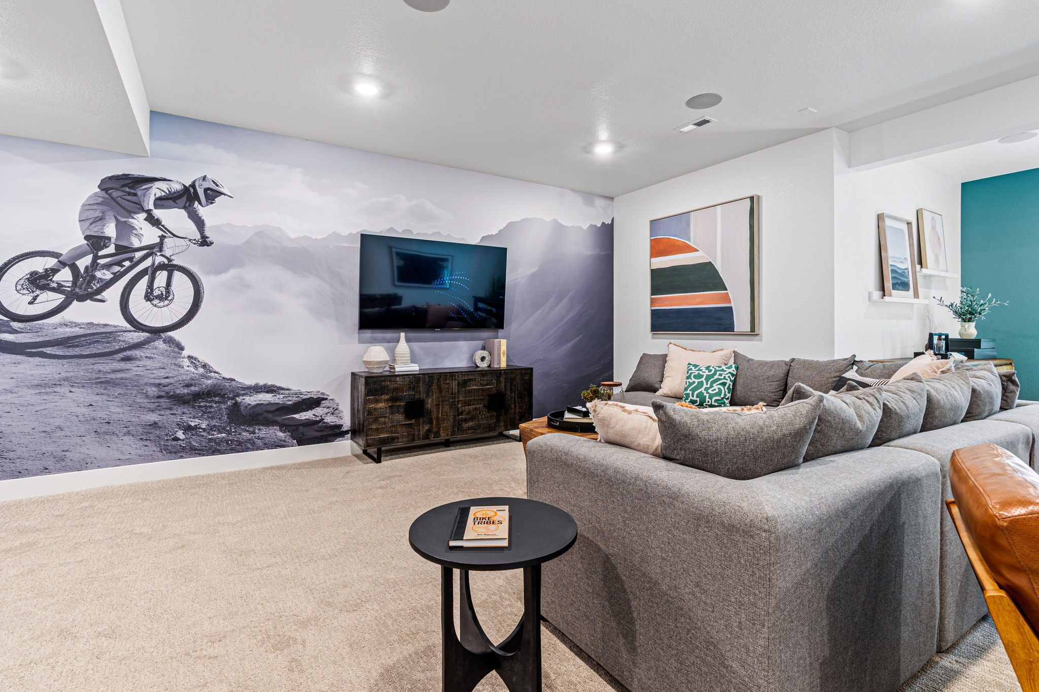 041-9209-Russell-Cir-Print