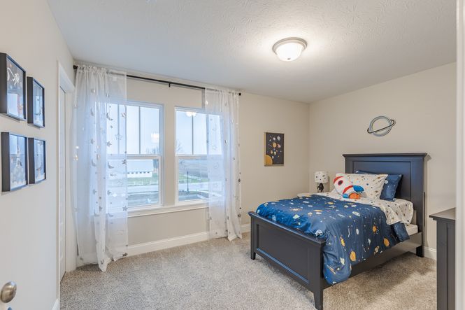 COT10003-MIDTOWN P2-S MODEL-34