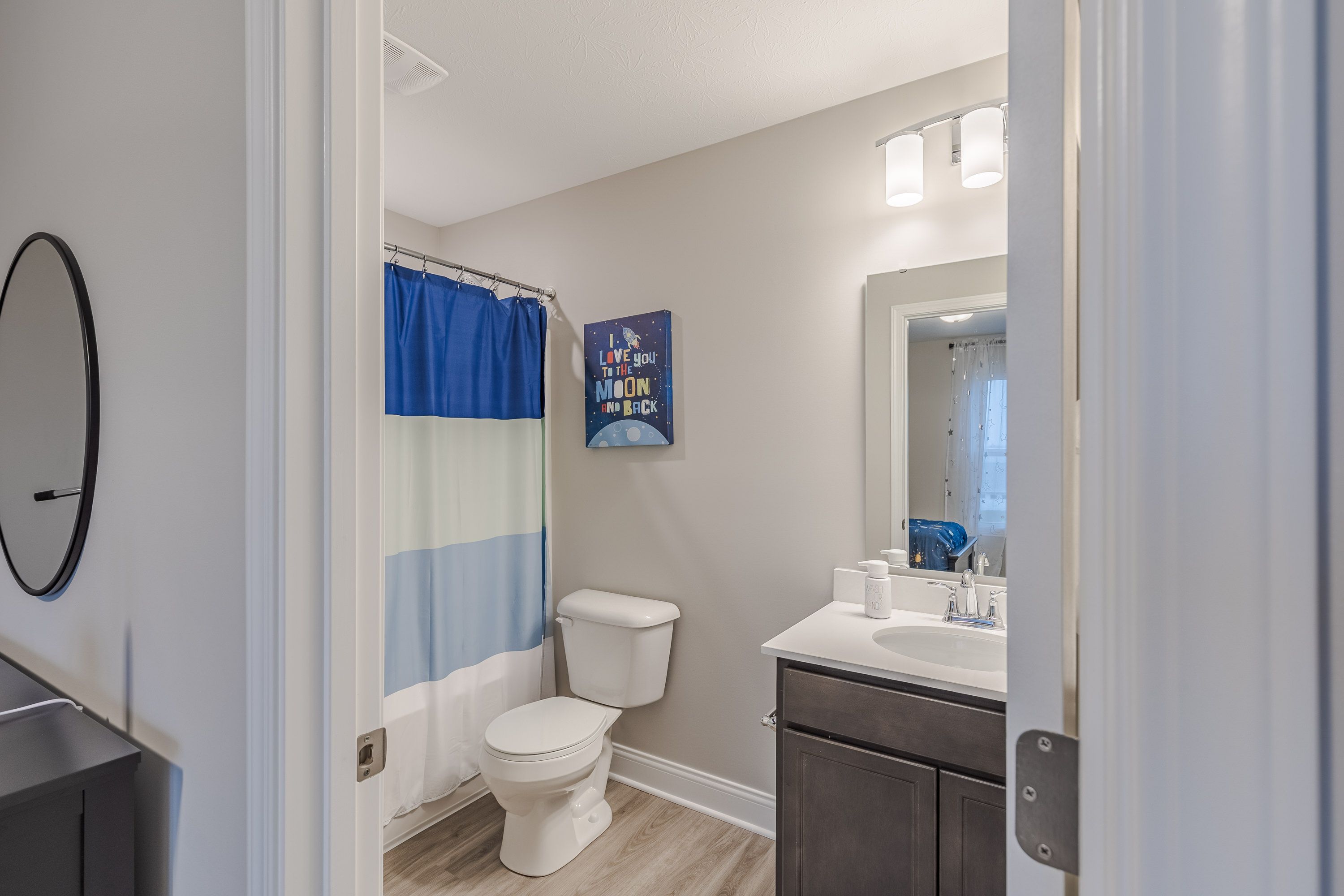 COT10003-MIDTOWN P2-S MODEL-37