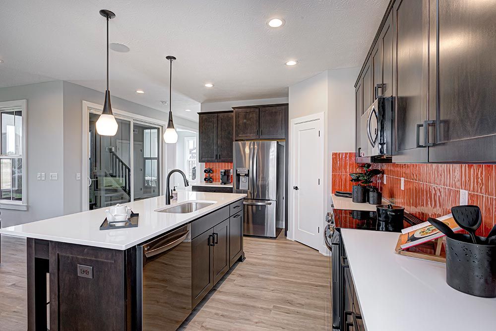 2886-evergreen-ave-4-kitchen