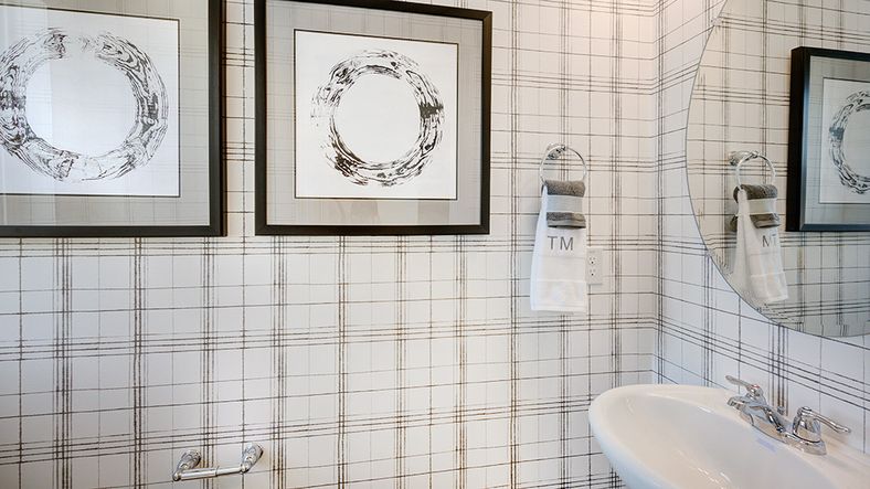 G Sage bathroom