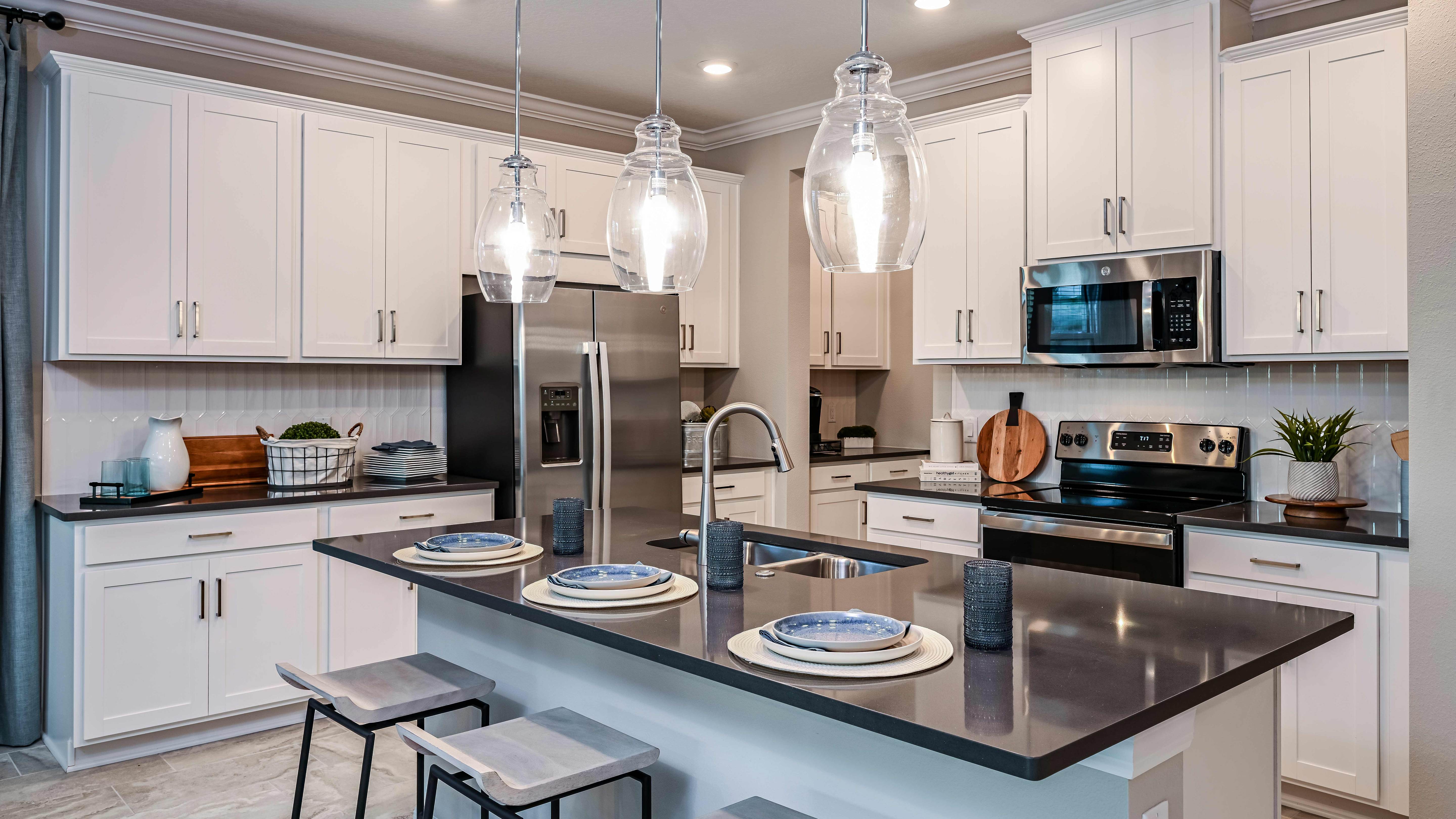 Tiburon Grenada 6364-1200x675 - kitchen