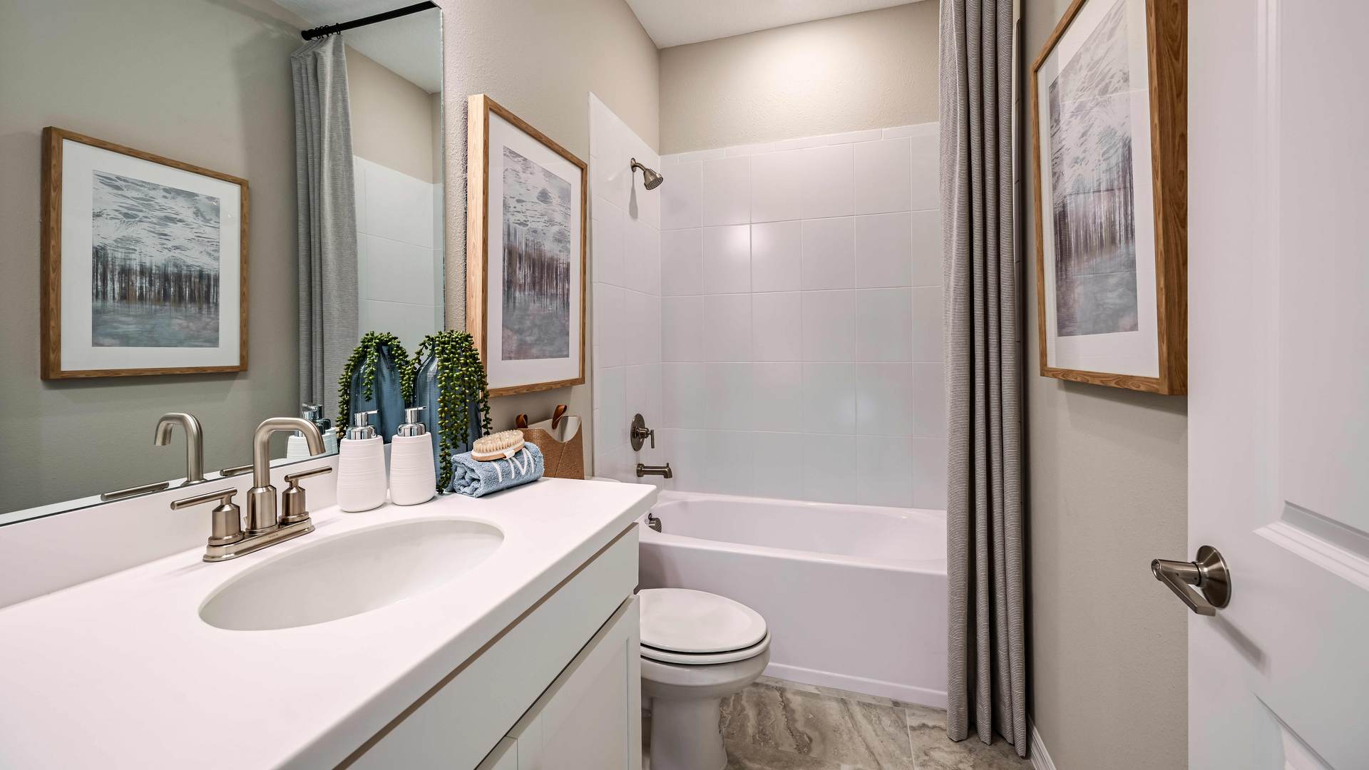 Tiburon Grenada 6464-1200x675 - bathroom 2
