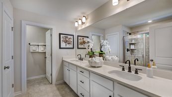 Quincy Primary Bath Suite