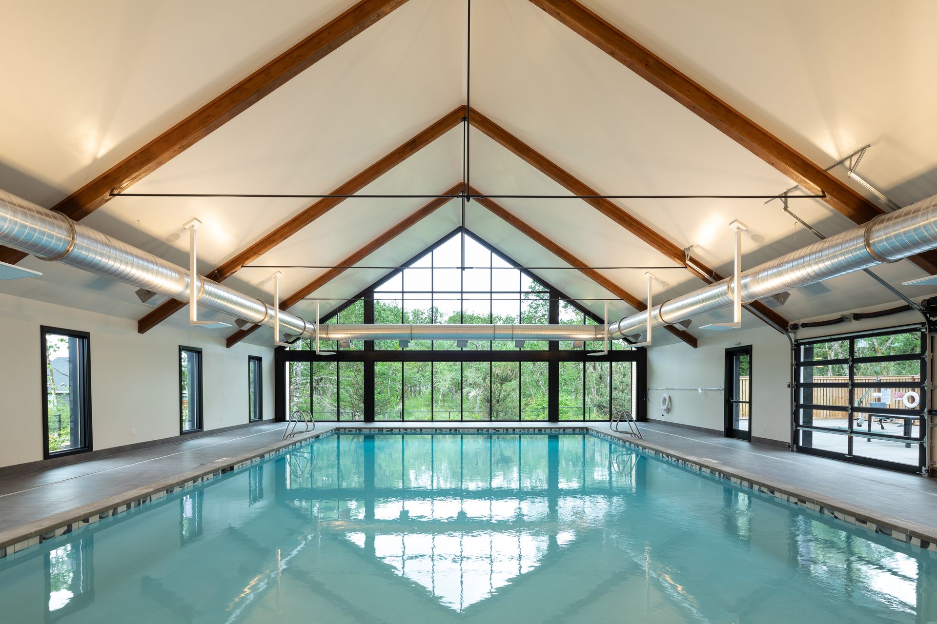 Ovation at Oak Tree_The Villages Indoor Pool