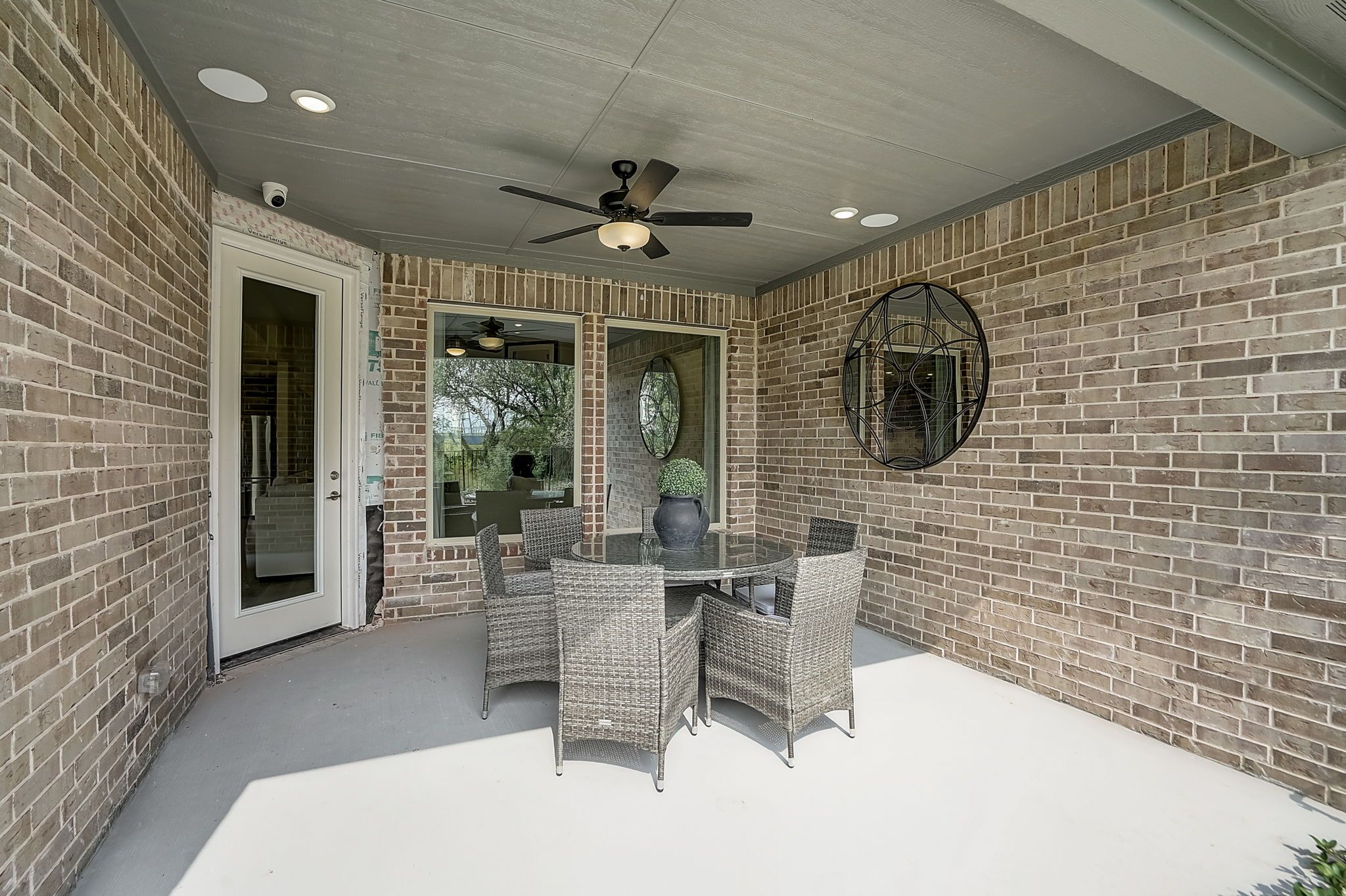 Covered Outdoor Living (2)