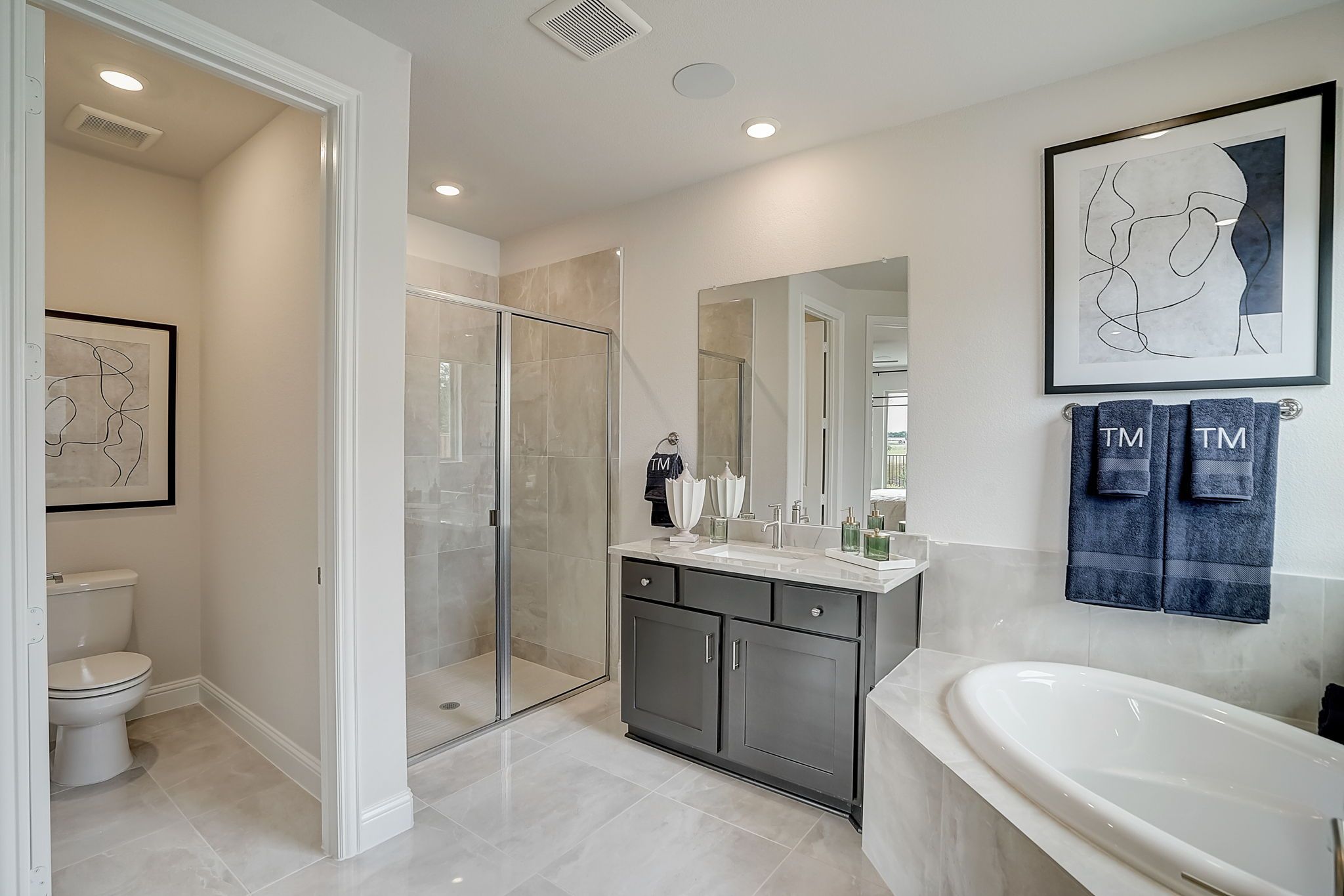 Owners Bath (3)