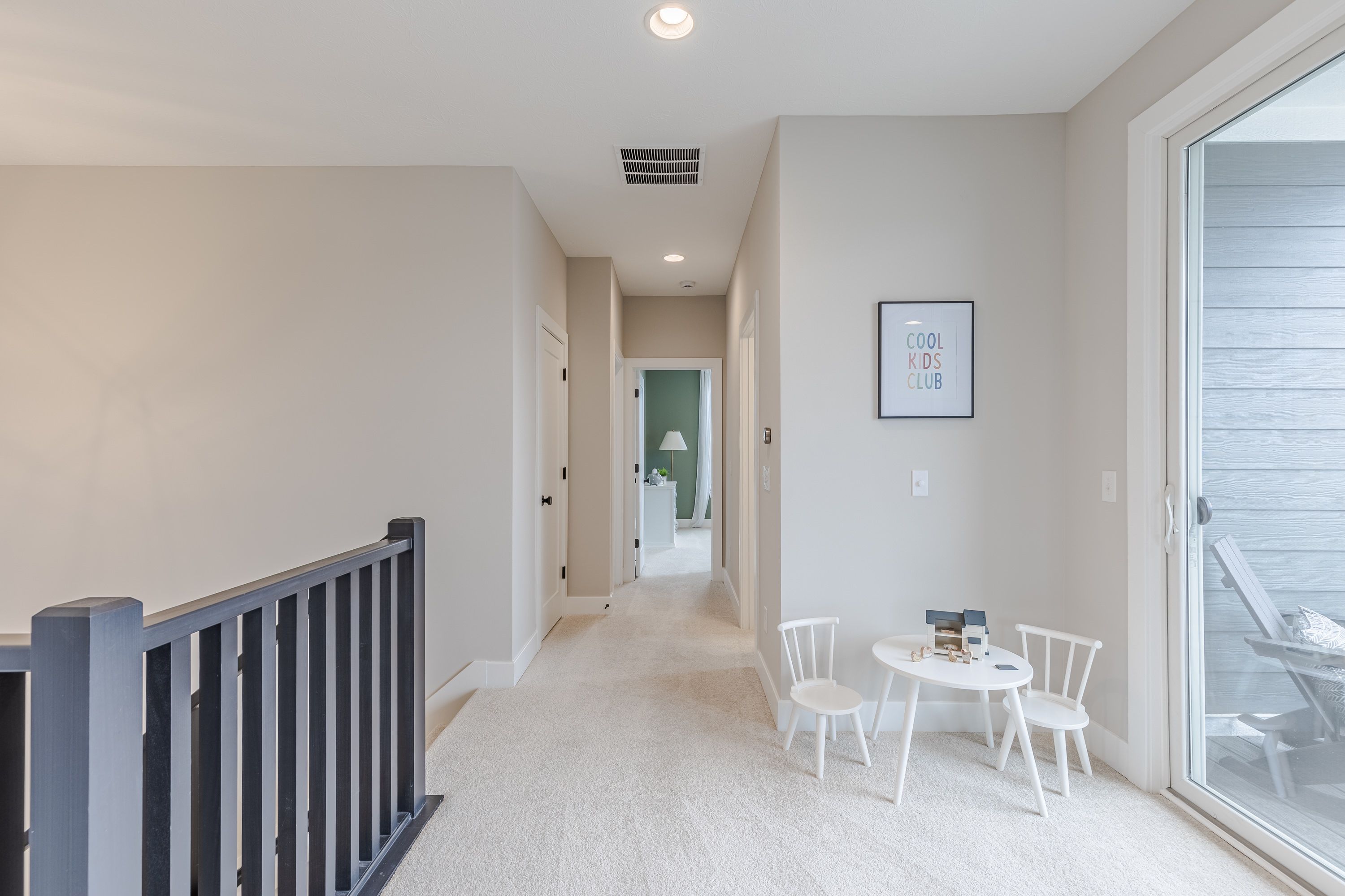 COT10004-UPTOWN-P3-MODEL-40