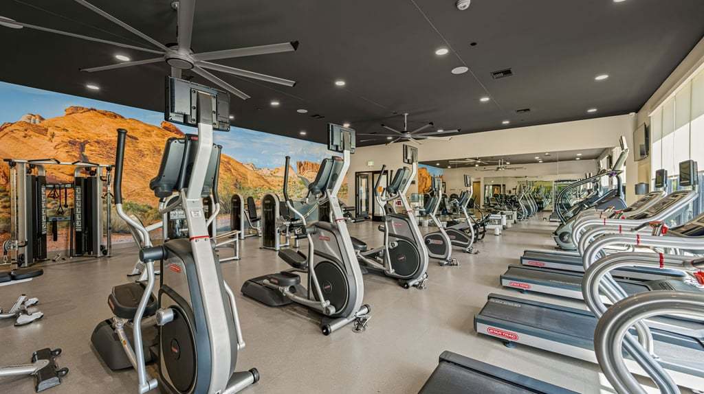 15-custom-Ovation Clubhouse-15