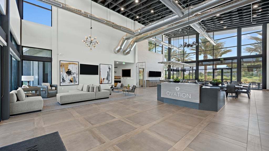 25-custom-Ovation Clubhouse-25