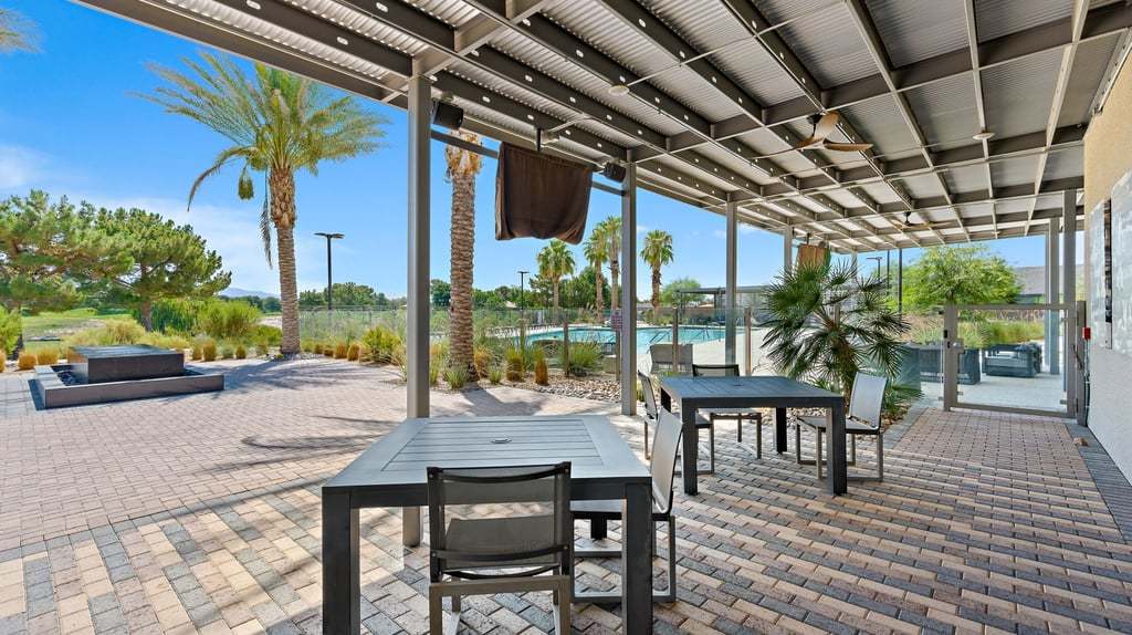 35-custom-Ovation Clubhouse-36