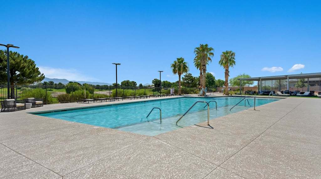 37-custom-Ovation Clubhouse-37